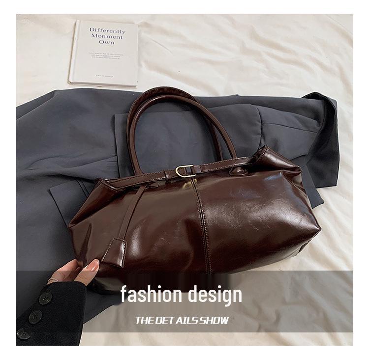 2025 Retro Oil Wax Leather Tote: Large Capacity Autumn/Winter Bag for Women - Single Shoulder or Handheld Commute Style