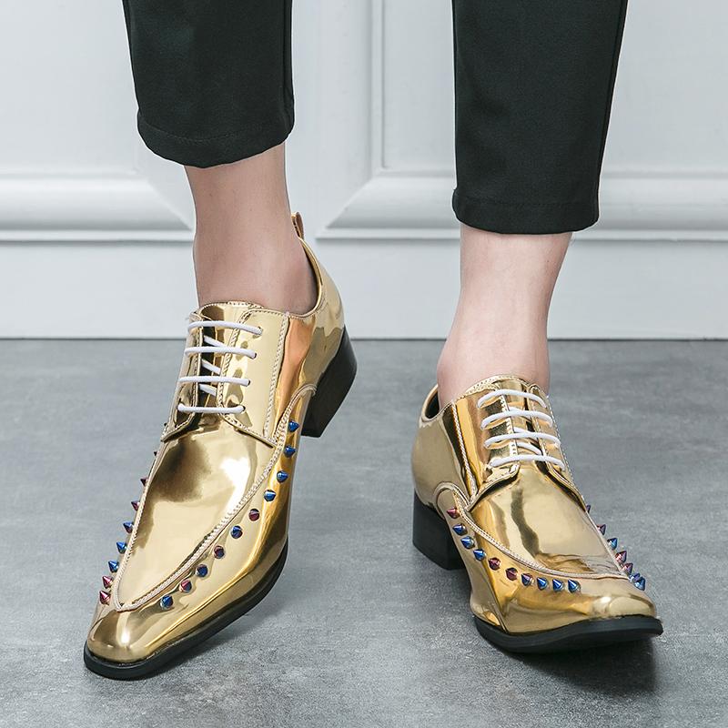 Módní pánské boty 2024 Zlaté módní Chelsea boty pro muže Luxusní značka Klasické pánské boty na svatbu Lesklé univerzální pánské boty Oxford