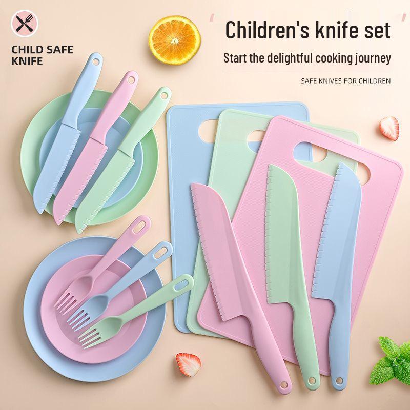 Kindergarten Safe Knife & Portable Cutting Board Set for Baby Food Preparation