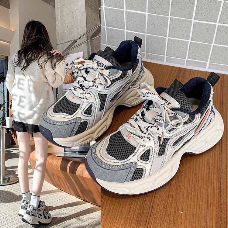 European station thick-soled gray dad shoes women's 2025 winter height increase, light and breathable, advanced casual sports shoes