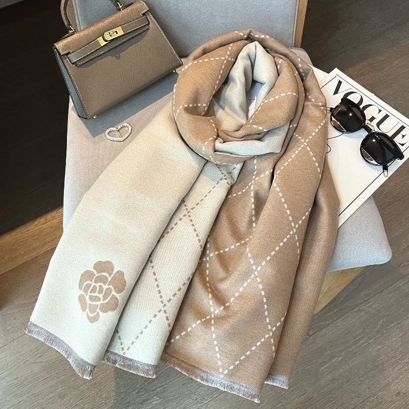 

Кардиган-шаль Camellia 2024 высокого класса для весны/лета - Идеально подходит для того, чтобы маме было уютно в помещениях с кондиционером 185 cm