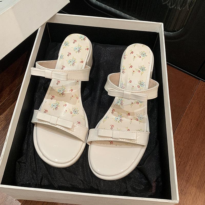 Wedge heel sandals women's 2025 new summer wear with cool slippers with skirts, beautiful French high-heeled slippers