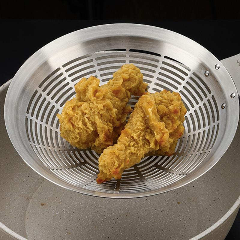 304 Stainless Steel Kitchen Large Colander Wooden Handle Strainer French Fries Filter Scoop Noodle Dumplings Sieve Skimmer