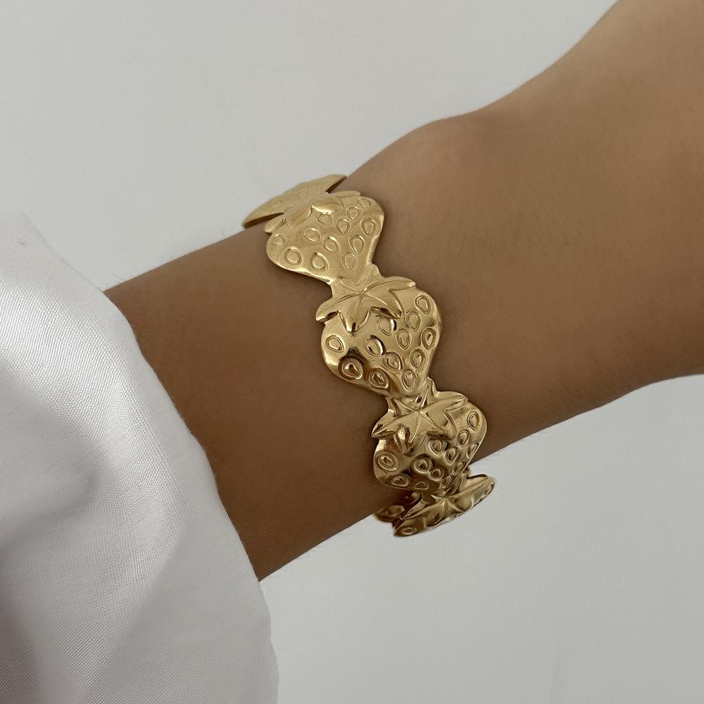Vintage Stainless Steel Flower Heart Bracelet For Women Gold Color Irregular Geometric Cuff Bangles Bracelets Aesthetic Jewelry