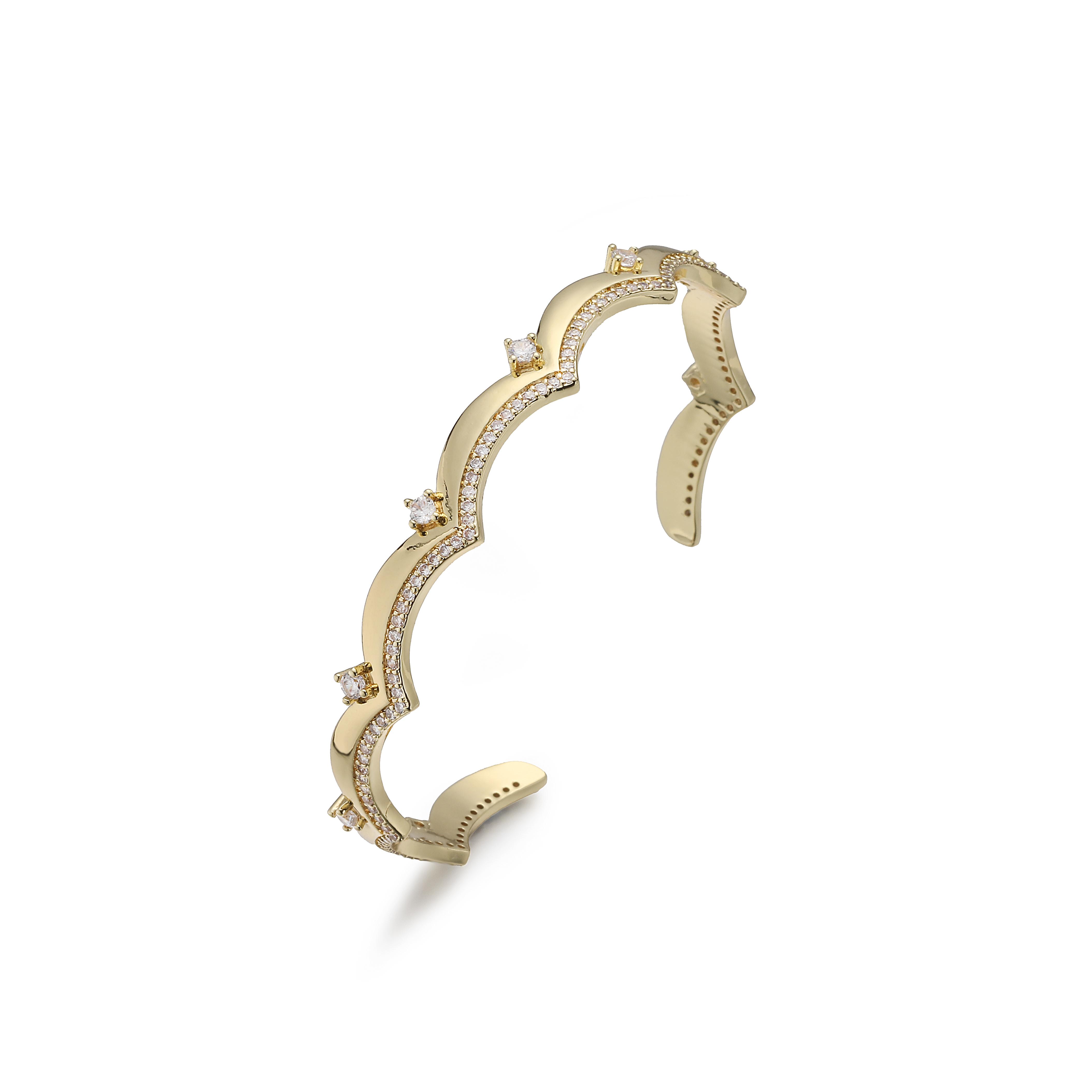 

HECHENG,Brass Metal Micro-Pavé Sparkling Zirconia Wave Crown Pattern Adjustable Bracelet Unisex Zircon (1 Piece) 62mm золотистий