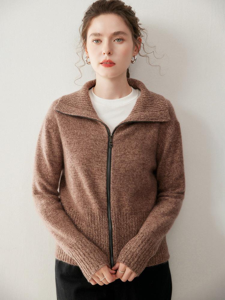 2025 Retro Cashmere Lapel Cardigan: Chunky Knit Short Zipper Sweater for Autumn/Winter