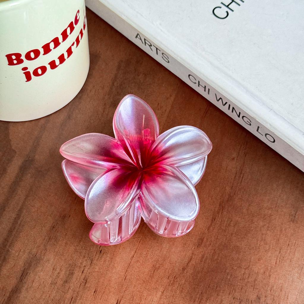 

Premium Quality Gradient Egg Flower Hair Claw Clips Perfect For Casual And Formal Looks Red8cm