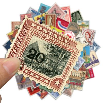 50 SZTUK Naklejki z Vintage Znaczkami Estetyczne Naklejki z Znaczkami Pocztowymi Wodoodporne Naklejki Winylowe do Scrapbooka Laptopa Butelki na Wodę