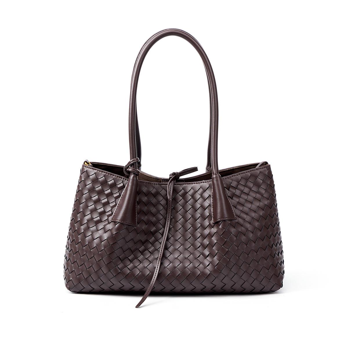 Cowhide handbag commuter shoulder tote bag