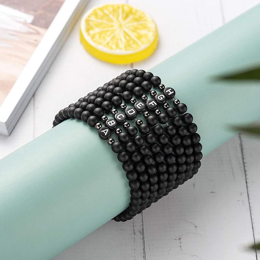 6 mm Armband aus natürlichem, mattiertem Achat für Damen und Herren, handgefertigtes Perlenarmband mit Buchstaben, modisches Design mit 26 Buchstaben, Partnerschmuck