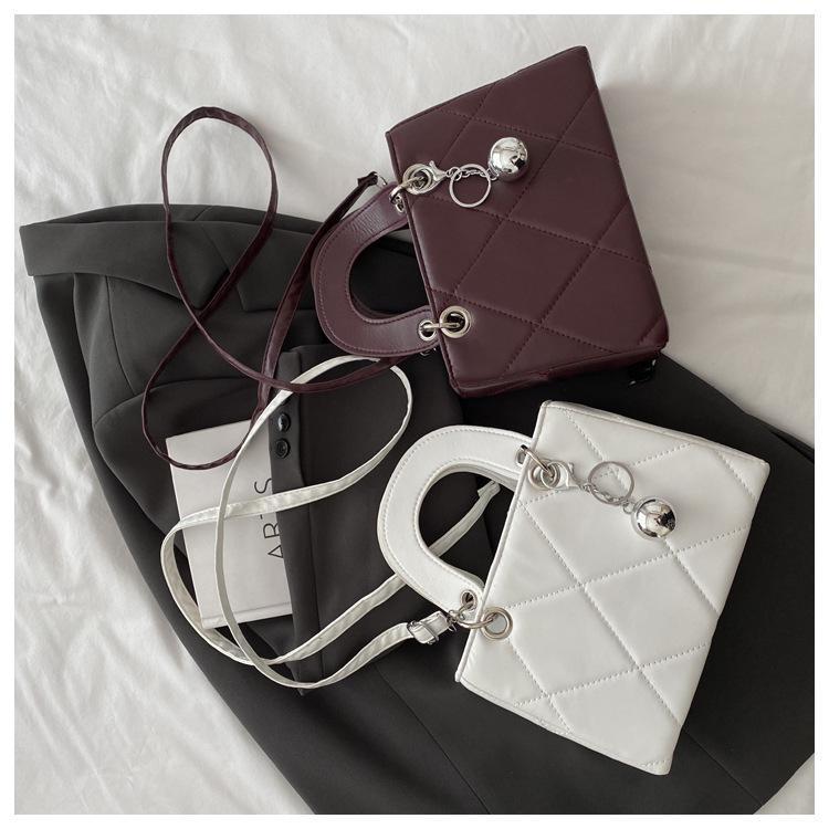 2025 Modische Trend-Handtasche für Damen: Große bestickte Crossbody- und Umhängetasche