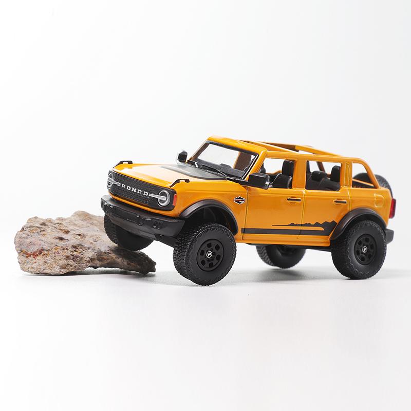 

SHADOW PRO 1:64 Bronco Open-top SUV Alloy Model Car жовтий