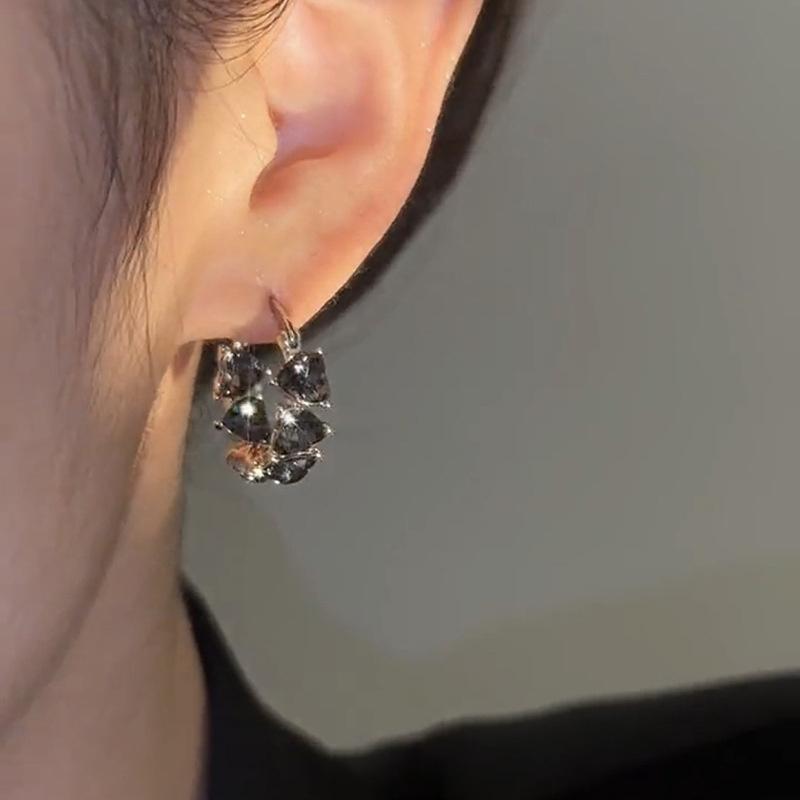 Nový Trend Unikátní Design Černé Srdce Zirkon Kruhové Náušnice Ženy