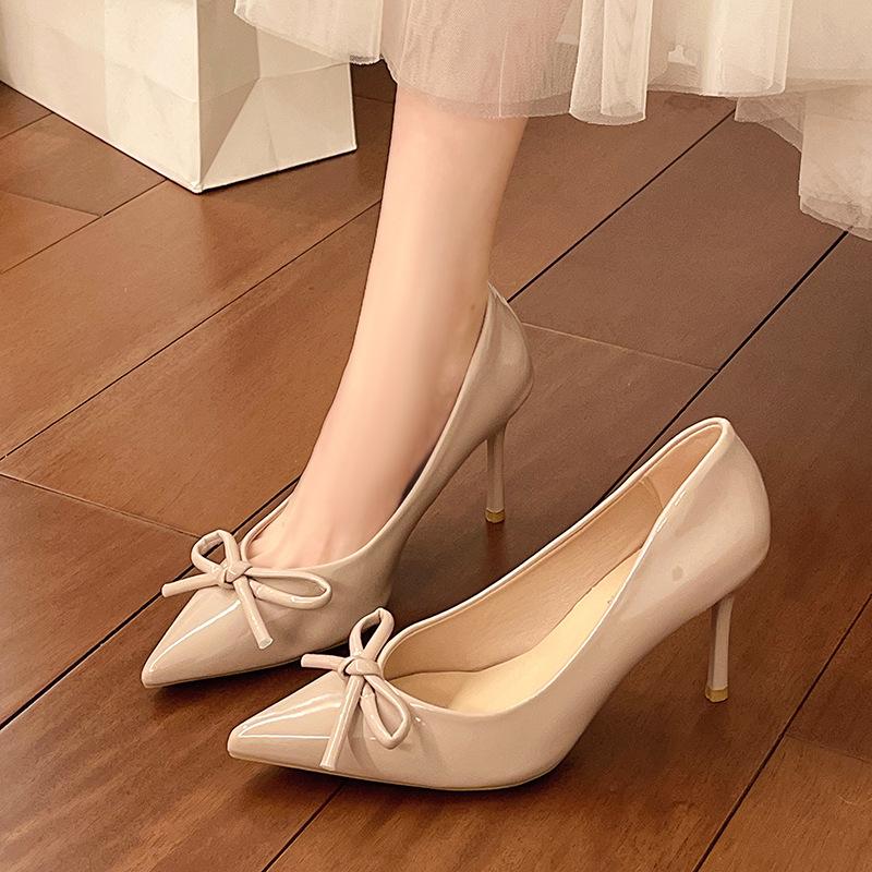 Beautiful 2025 new nude high heels women's stiletto bar mitzvah pointed bow French patent leather shoes