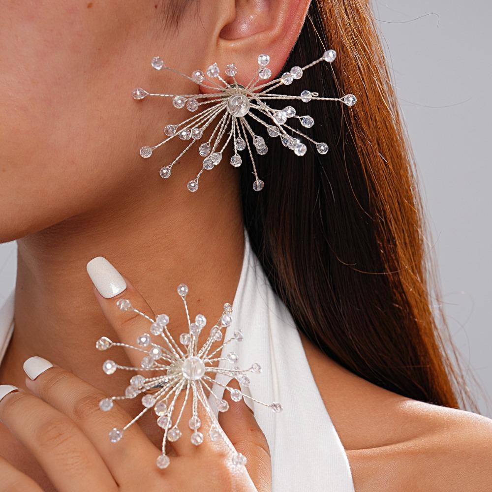 French Style Snowflake Earrings Personality Exaggerated Ear Studs Special Occasions