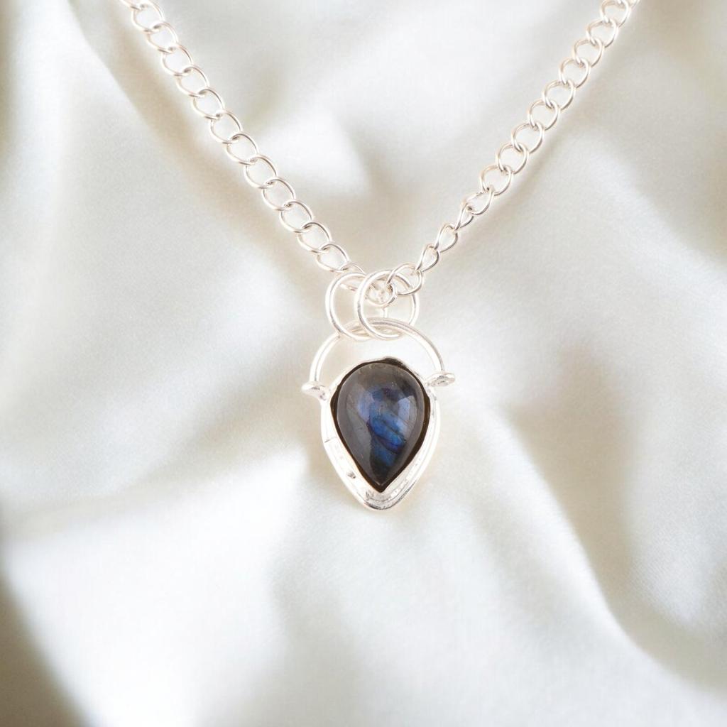 Natural Labradorite Gemstone 925 Solid Silver Jewelry Handmade Women's Pendant PP-56-31