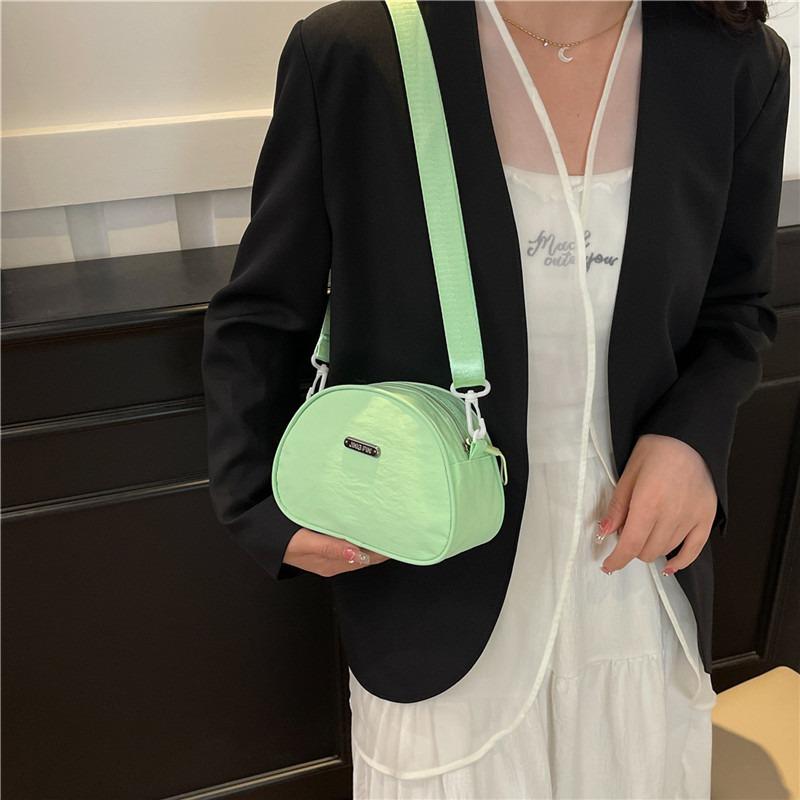 New large-capacity simple commuter casual solid color portable shoulder bag light cloth bag wide shoulder strap messenger bag women's bag