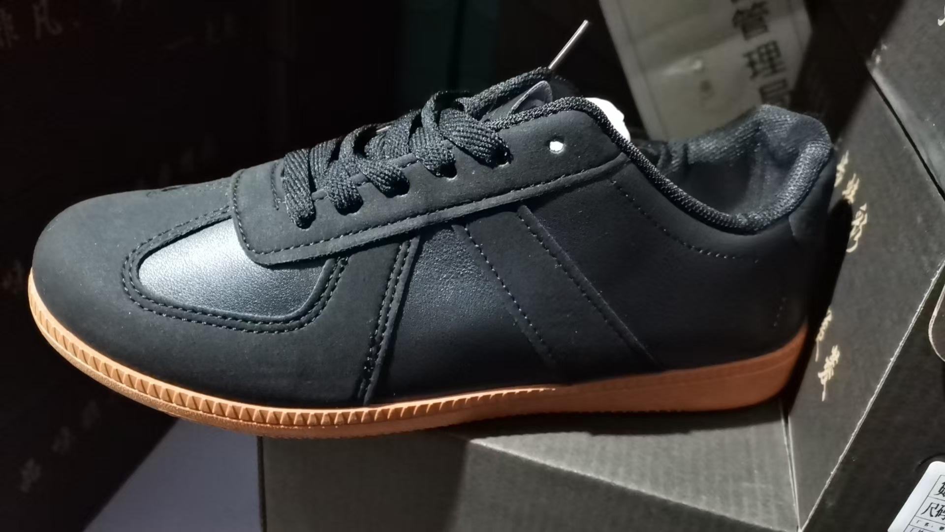 

Shoes spring casual sports style classic rubber non-slip wear-resistant versatile men and women couples trendy shoes 39