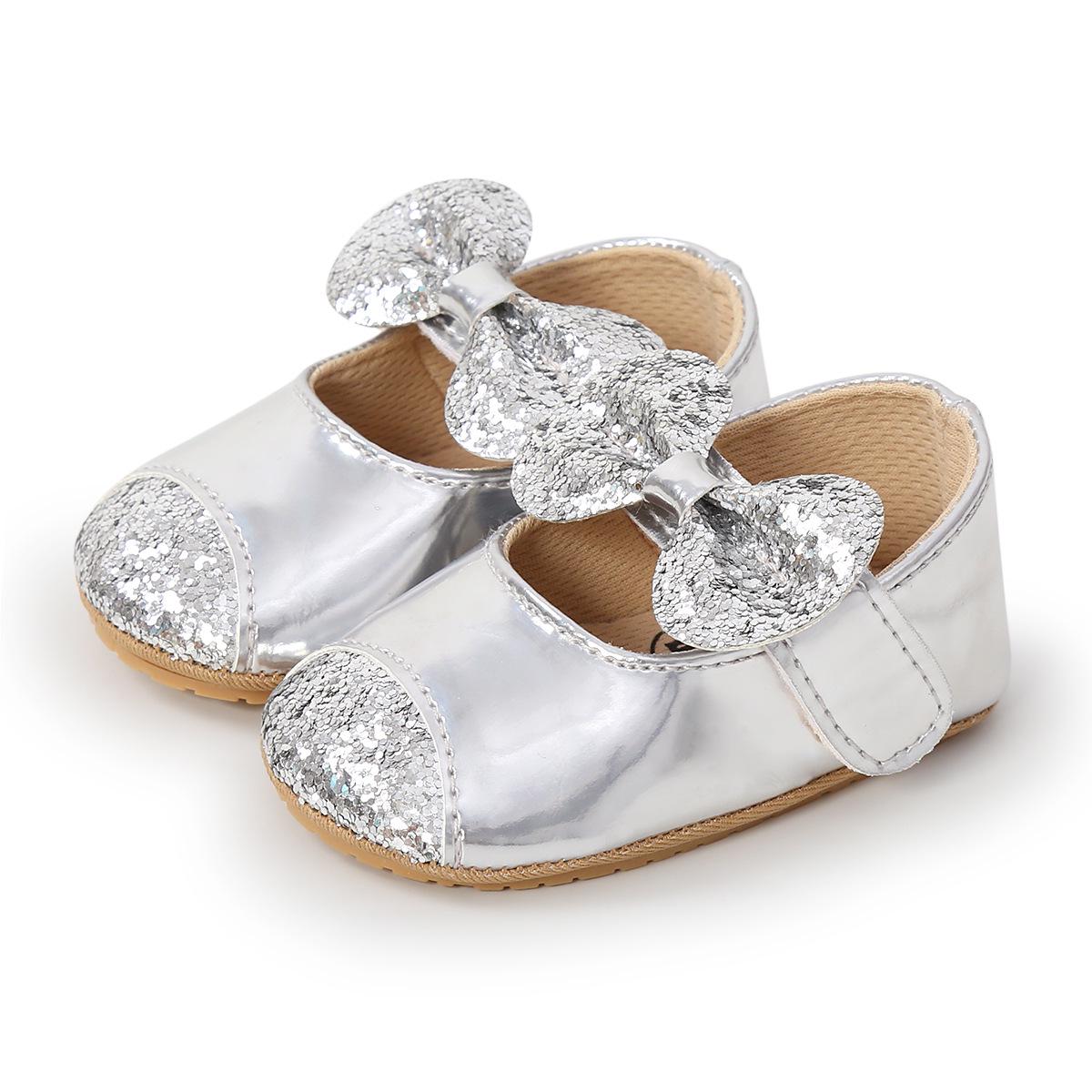 

Туфли принцессы с пайетками и бабочками на мягкой подошве для малышей (М1951) 11cm (50g)