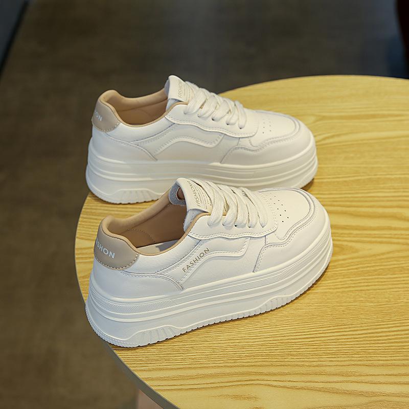 Autumn little white shoes women's new models, popular shoes today, heightened thick-soled versatile sports and leisure board shoes