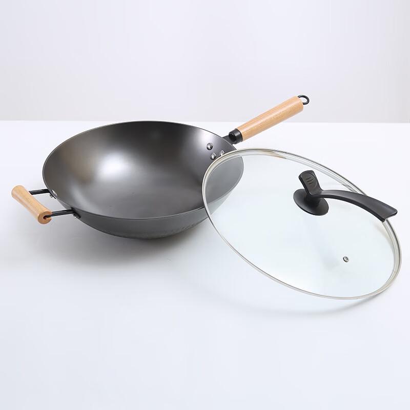 Triceratops Xinu Nuan Cast Iron Wok with Glass Lid