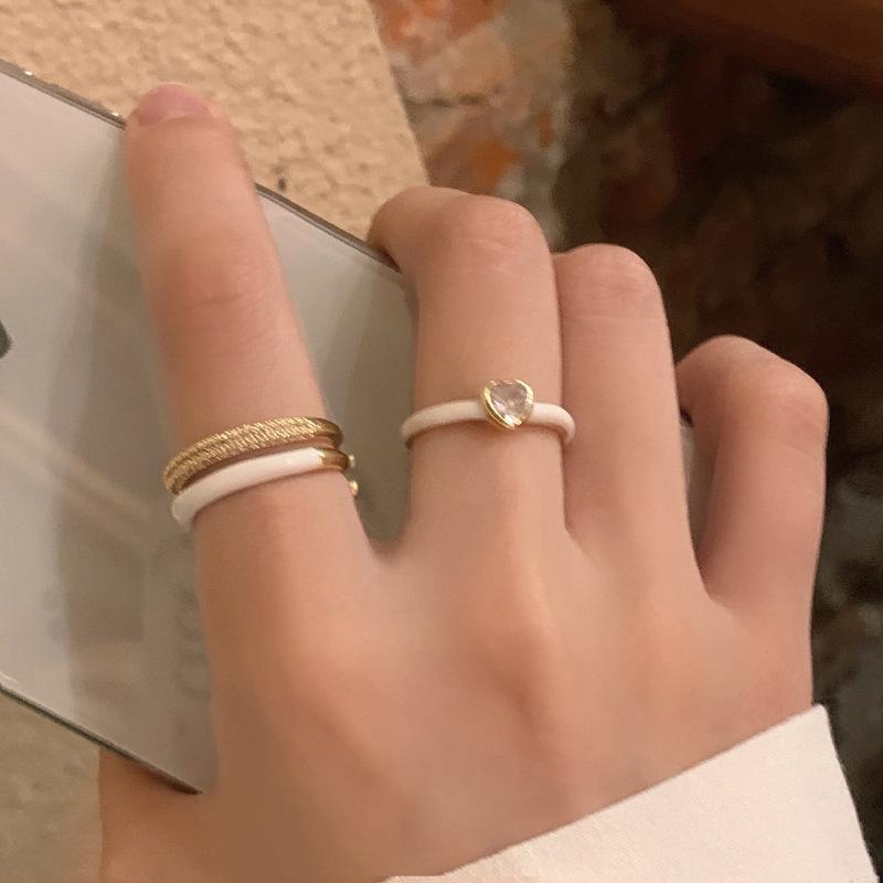 Heart Luxurious Vintage Ring With Adjustable Design And Sparkling Zirconia Stones For Women Stylish