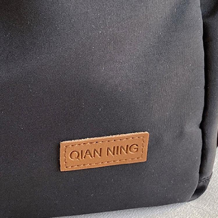 Spacious Nylon Shoulder Bag Comfortable & Stylish Messenger Bag Chic for Women