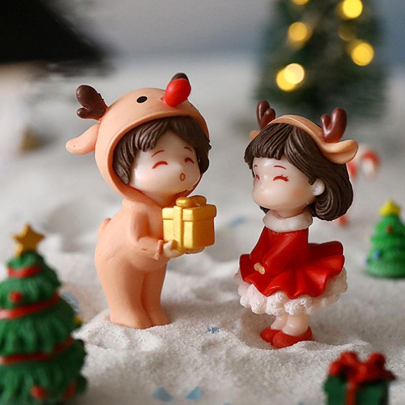 Christmas Couple Statues Perfect Holiday Gift and Decorative Figurines for Home Office Car Party Supplies