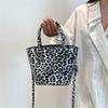 Fashion Trend Leopard Personality Texture Simple Style Crossbody Shoulder Handbag Bucket Bag Female