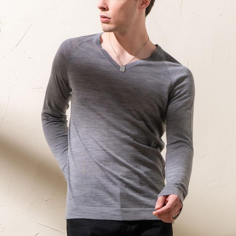 Sinofrud Men's Lightweight Merino Wool V-Neck Knit Sweater