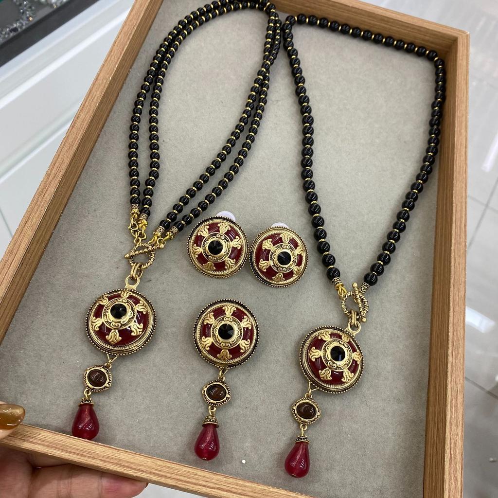 Ensemble de Bijoux Anciens Européens Vintage Médiéval Ancien Haut de Gamme Collier Broche Boucles d'Oreilles