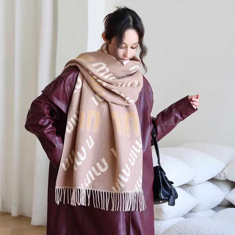 65 * 200cm Herbst Und Winter Neu Damen Einfarbig Vielseitig Schlicht Quaste Imitat Kaschmir Doppelseitiger Schal Warmer Schal Atmosphäre Schal