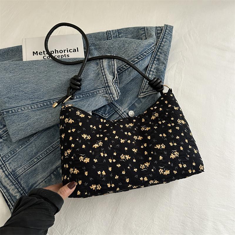 Stylish And Versatile Korean Floral Canvas Tote Bag For Women Ideal For Daily Use