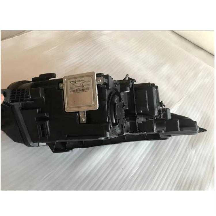 LR084160 & LR084150 Xenon LED Headlights for Land Rover Range Rover Evoque.