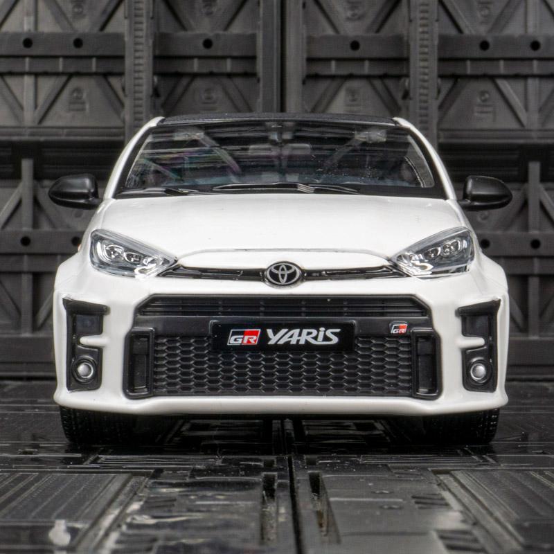 Maisto 1/24 GR Toyota Yaris Alloy Car Model Diecasts Metal Vehicles Car Model High Simulation Miniature Scale Childrens Toy Gift