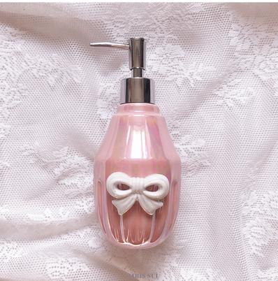 Girl Wind Ceramics White Bow Bathroom Five-piece Suit Toiletries Bathroom Kit Accessories Mouthwash Cup Lotion Bottle Soap Dish
