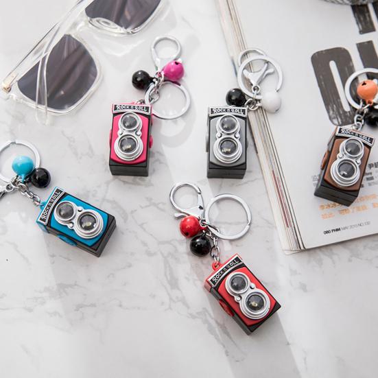 Keychain Lightweight Portable LED Sound Light Design Retro Camera Shape Key Chain Bag Backpack Keyring Pendant Accessory