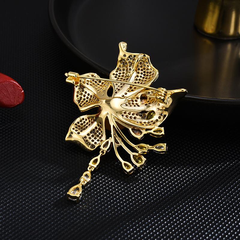 Luxury High-End Fringed Beeswax Flower Corsage Creative Temperament Plant Brooch Pin Elegant Coat Accessories