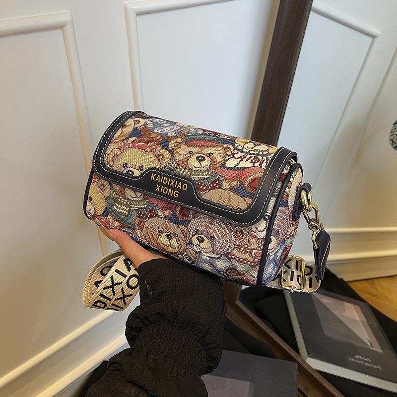 

Katie Bear Women s Cartoon Shoulder Bag - Stylish Color Block Crossbody with Little Bear Design