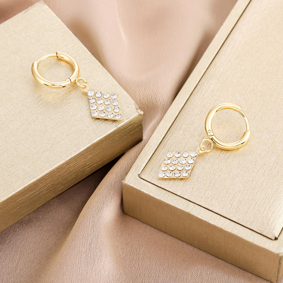 Stainless Steel 18K Gold Plated Full Paved Cubic Zirconia Diamond Shape Earrings Geometric Hoop Earrings Women Tarnish Resistant