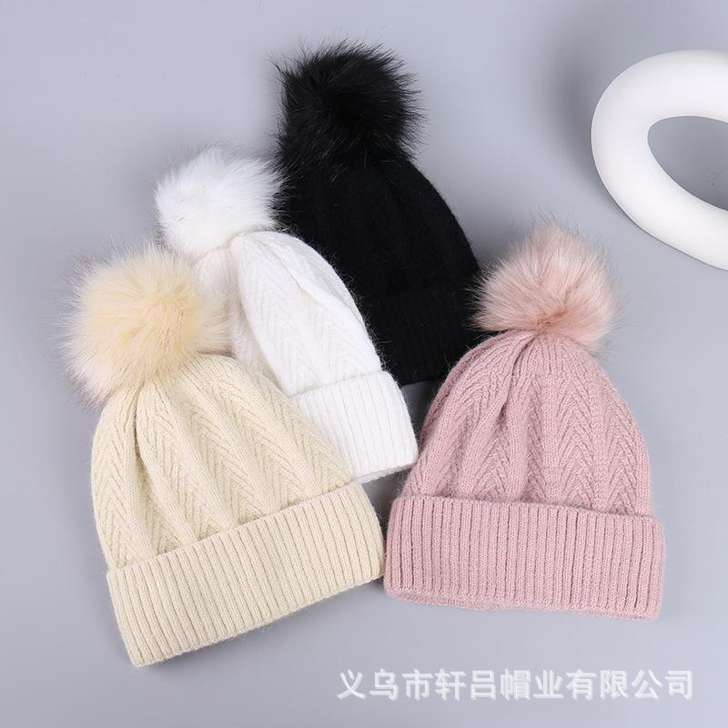 Thickened cold-proof and warm wool ball pullover hat autumn and winter European and American winter outdoor stacking hat knitted hat