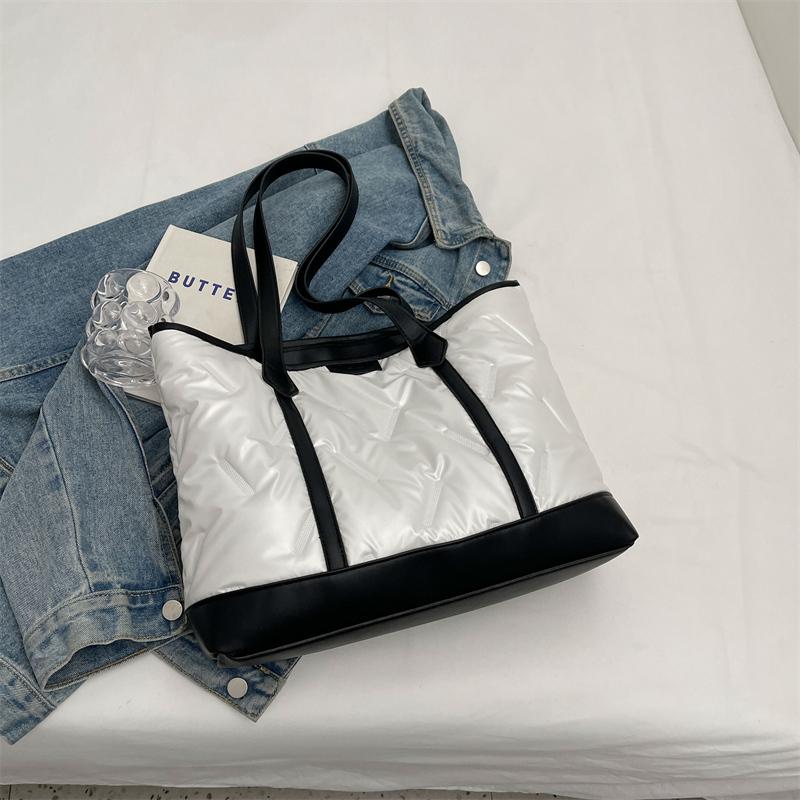 

Сумка большой емкости Женская сумка-тоут Дорожная сумка через плечо белый