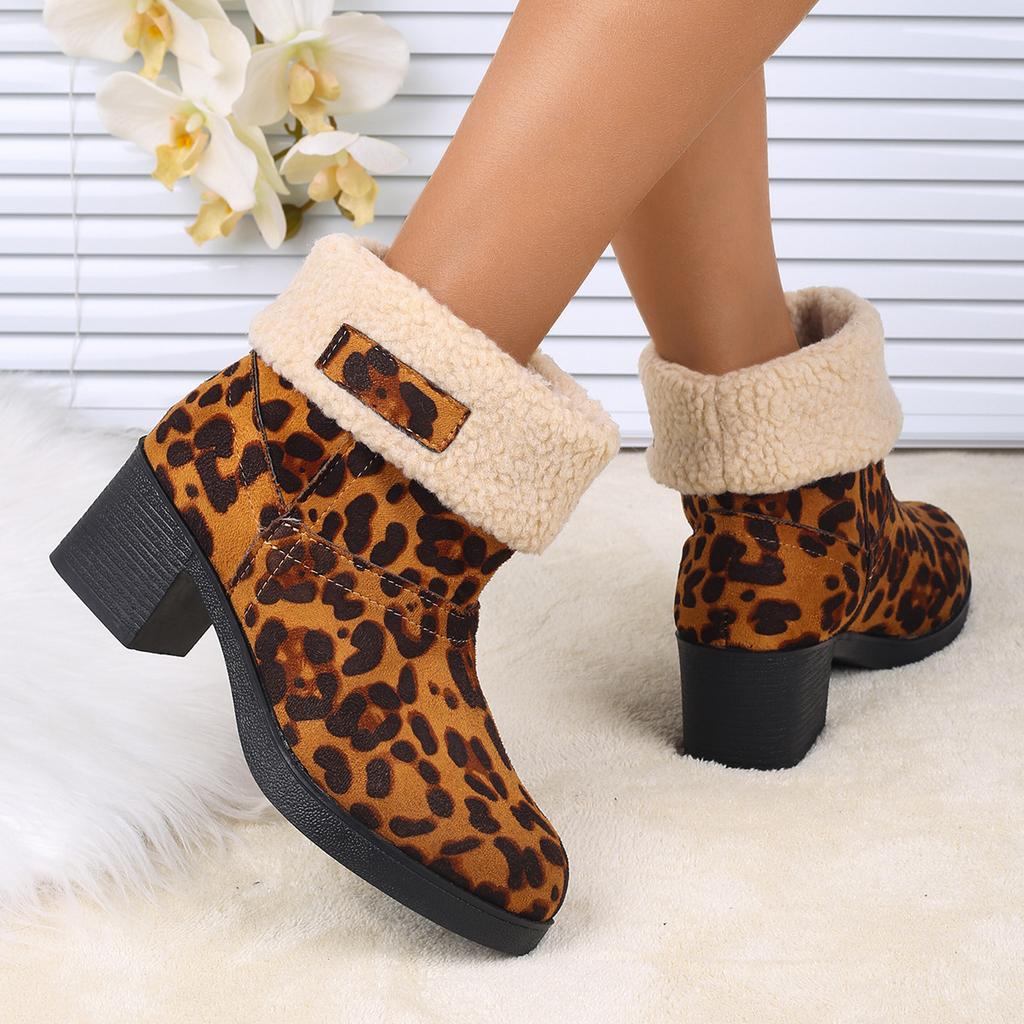 Fashion Women Round Toe Slip On Snow Boots 2025 Plus Size Platform Designer Shoes Women Warm Comfortable Ankle Boots Zapatos De Mujer