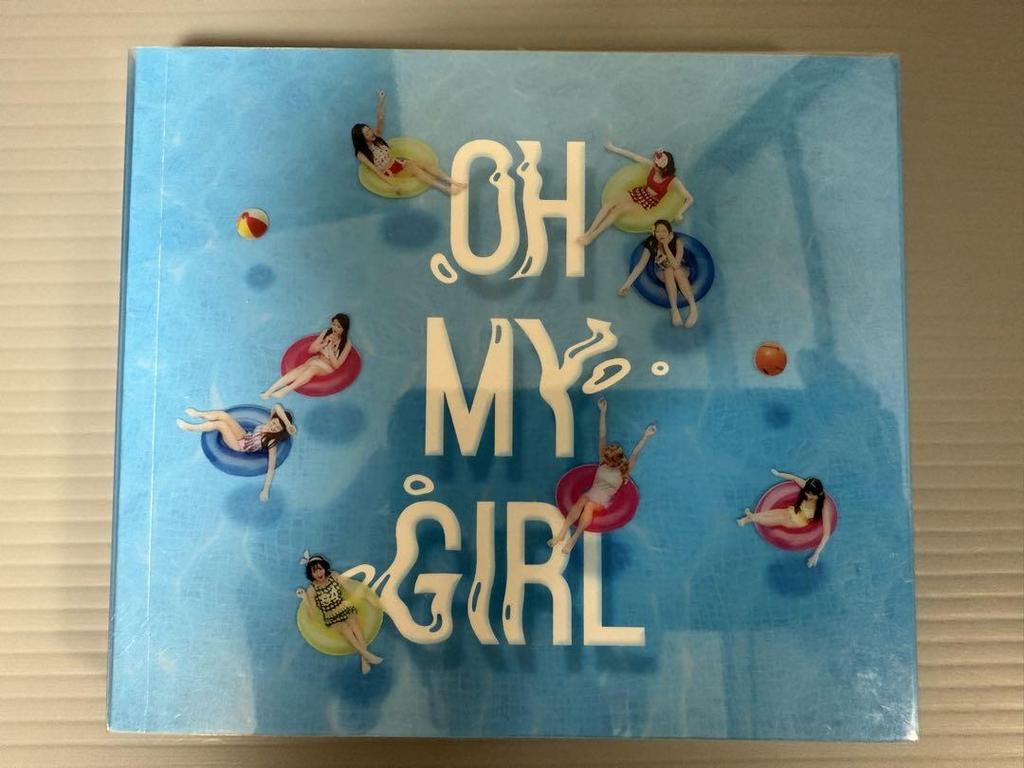 [USED] OH MY GIRL Binnie Autographed CD Yubin Binnie Yubin