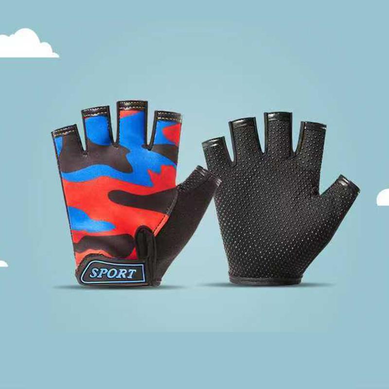 

Cute Kids Sports Gloves Cycling Breathable Summer Non-Slip Camo Half Finger Outdoor Children Gloves Boy Girl Gym Training Gloves червоний