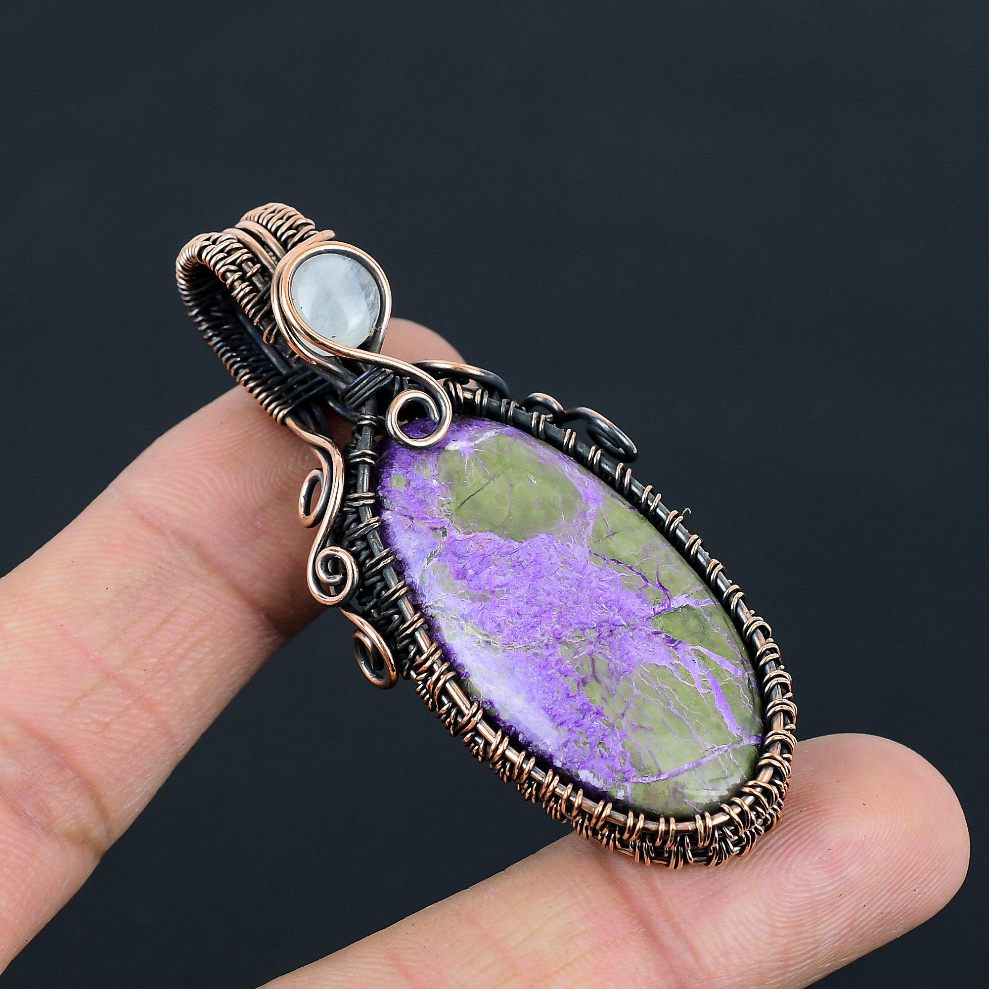 

Драгоценный камень из пурпурита и лунного камня ручной работы из чистой медной проволоки, подвеска для ювелирных изделий для любви 2.68 Inches фиолетовый