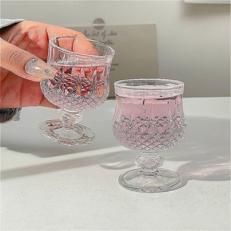 50ml Exquisite Cocktail Glass Vintage Carved Small Wine Glass Party Transparent Sweet Wine Glass Spirits Cup High End Drinkware