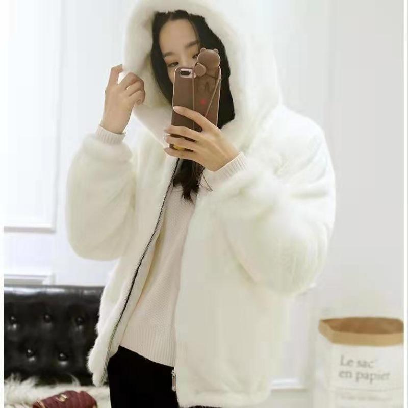 Autumn and winter new light fur coat women's imitation mink hair hooded short plush coat women
