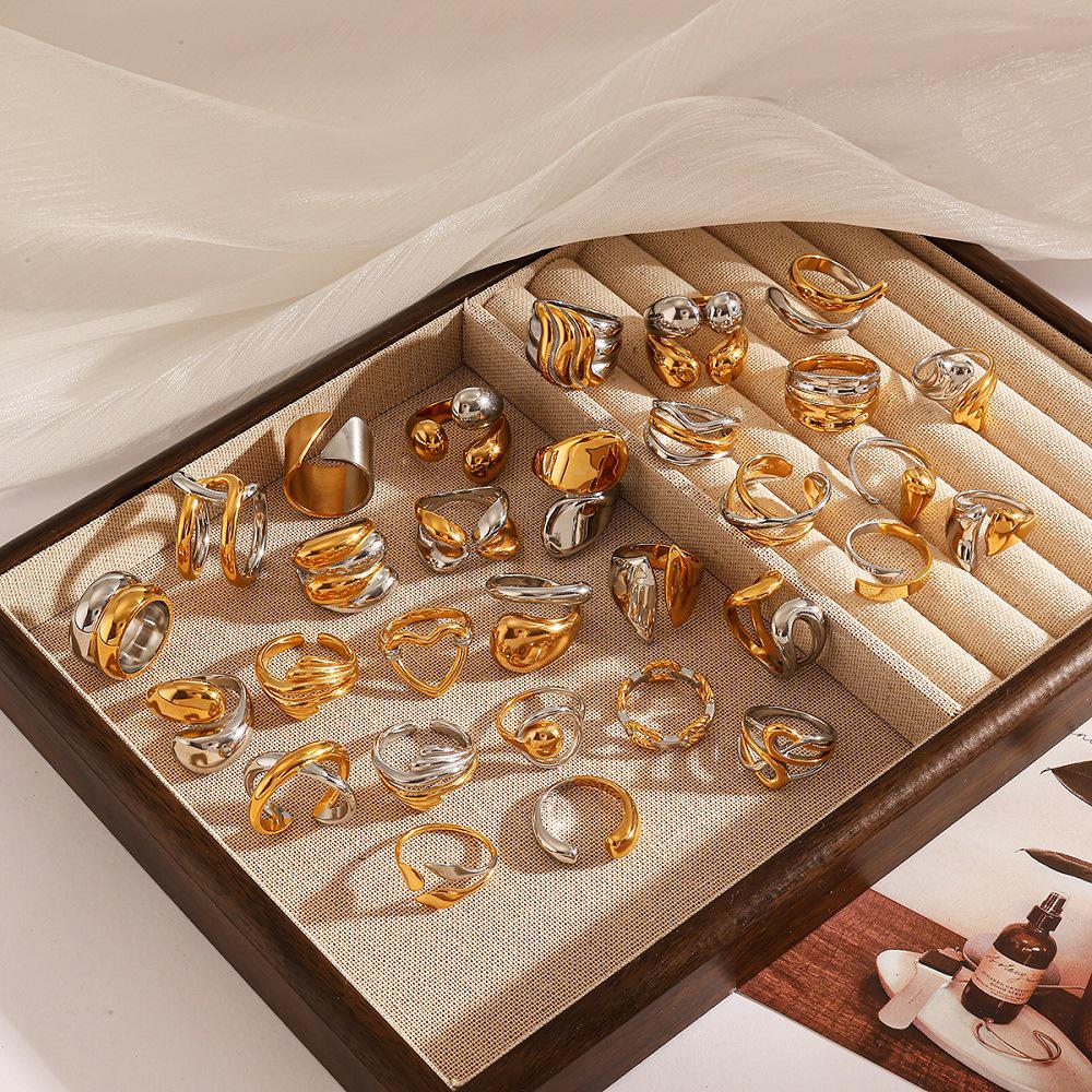 Yingtai Round Geometric Stainless Steel Titanium Ring, 18k Gold-Plated - Trendy Niche Women's Jewelry