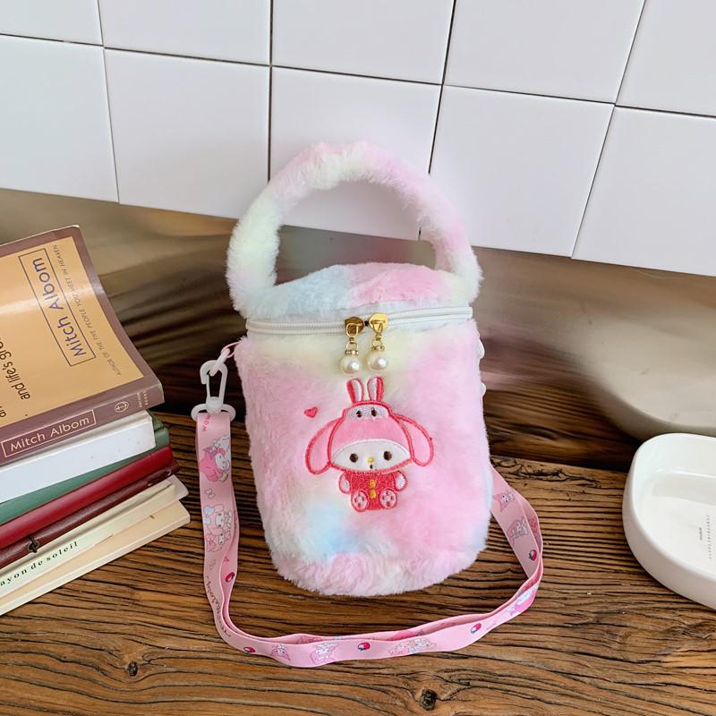 

2025 Cute Plush Mini Bucket Handbag for Girls - Cartoon Design, Crossbody or Single Shoulder.